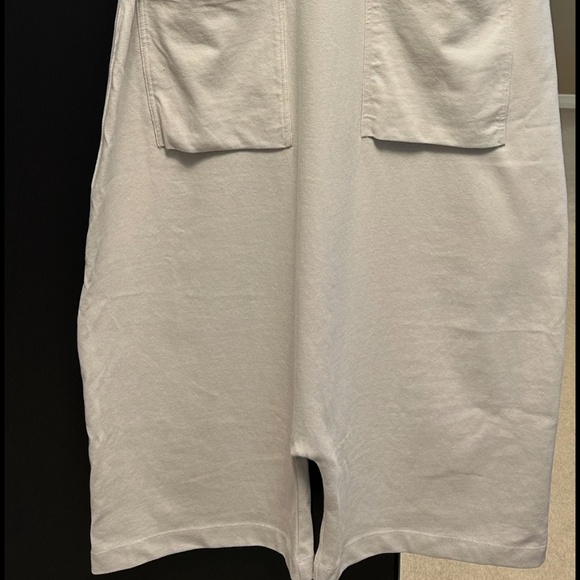 Neutral Off-White Cotton Romper – Slouchy, Comfy & Effortless - Picture 3 of 3